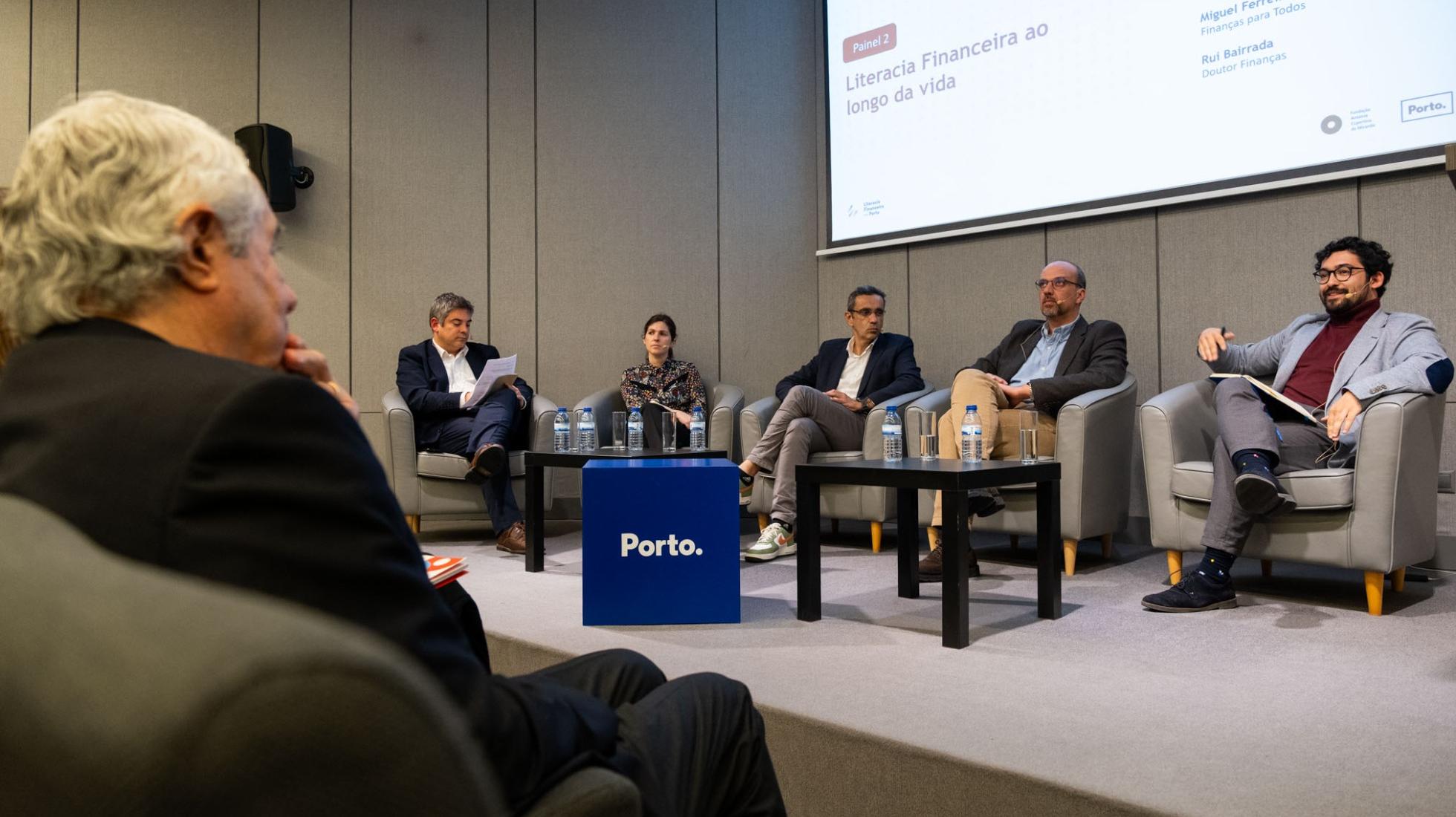 Sessão de Debate: Literacia Financeira no Porto